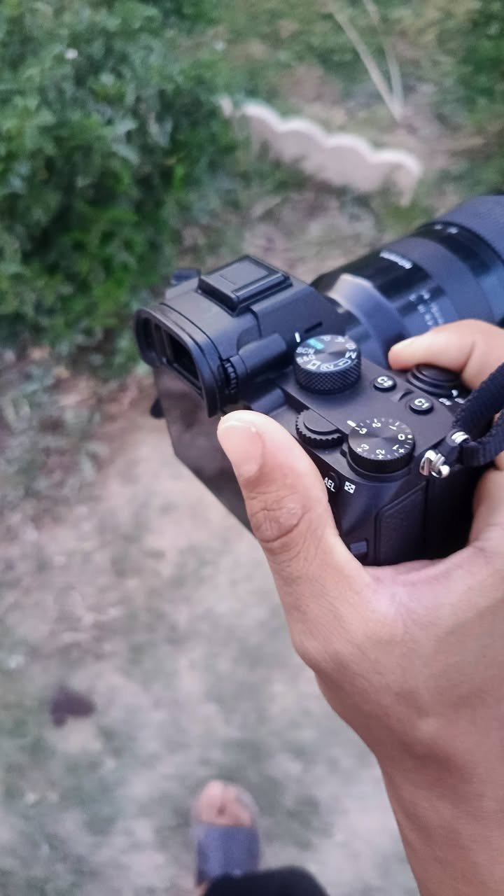 كاميرة سوني a7 mark lll
مستخدمة استخدام شخصي قليل 

يعني الشتر ما عابر ال1k او2k 

مع عدسة تامرون 28-75

جميع ملحقات الكامرة موجودة لان هي اخت الجديدة 🤷🏽

السعر خاص.


**إذا كنت صاحب هذا الإعلان وتريد حذفه لأي سبب، رجاءا أرسل رسالة إلى الدعم الفني**