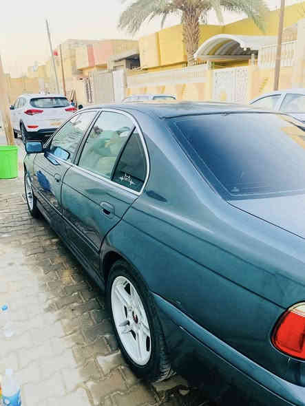 ماشاء الله سلام عليكم بي ام صقر سيارة مال جناي فول ما عدى الفتحة موديل 2000 530i للأستفسار اكثر 
***********
