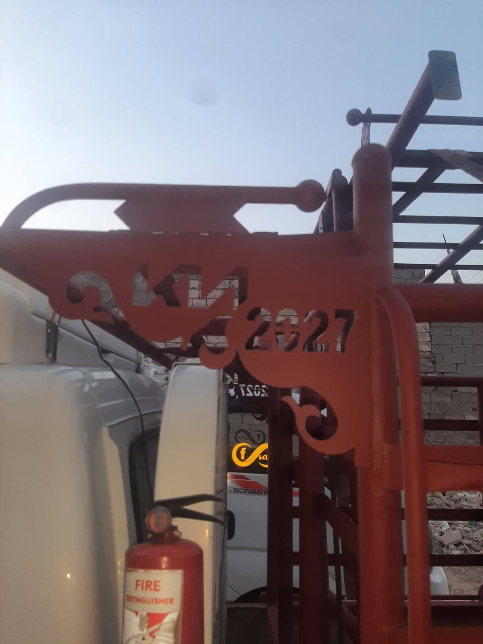 سلام عليكم للبيع محجر كيه حمل نثيه محجر تفصال جديد بعده حته ما مزرف درج هوك شبجه سبايد مكان بغداد الرقم ***********
