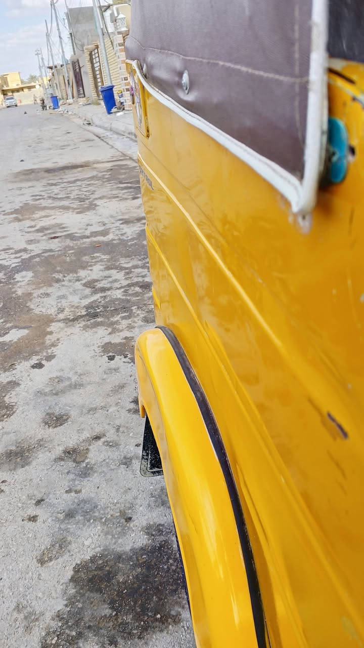 سلام عليكم تكتك للبيع موديل 19شهر 12 سنويه مكاني كوت حي لجهاد سعر خاص تكتك بيه ضربه بالغد وبتكمه رقمي***********
