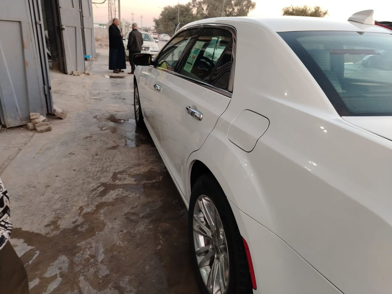 اوباما موديل 2017فئة C كلين تايتل السيارة 

 كفالة عامة حتى الدعاميات  وما متصرف عليها دينار 
جديده بمعنى الكلامه وبلعافيه ع ياخذها 

المواصفات ….
بانوراما
تشغيل عن بعد
كشنات امامية تدفئة وتبريد
كشنات خلفية تدفئة
تحكمات ستيرن
مرايا جانبية هيتر
مرايا قلاب
تبريد قطعتين
كشنات خزن ميموري 
ستيرن كهرباء
تخم تاير جديد 
ويل كب مكسيكي اصلي 
وباقي مواصفات فئة C المعروفة
رقم اربيل بسمي 
مكان السيارة الديوانيه 
مامتواجد عالفيس 

رقم صاحب السياره 
***********
