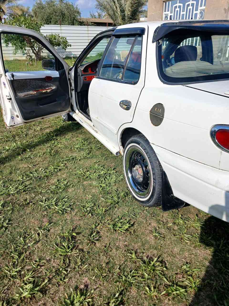 موديل 96 كير ومحرك شرط محرك مفتوح كير اوتماتيك بسمي سنويه مجدده مكانهه بغداد تاجي سعر 38وبيهه مجال 
***********
