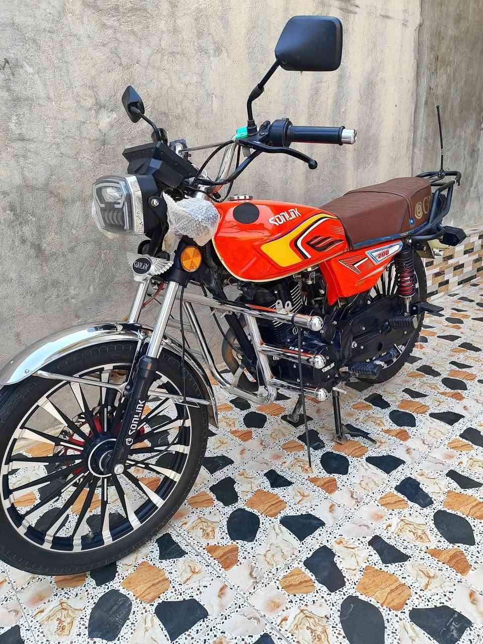 دراجه ايراني للبيع موديل 24 زيرو محرك 200 السعر 875 بيها مجال ***********
