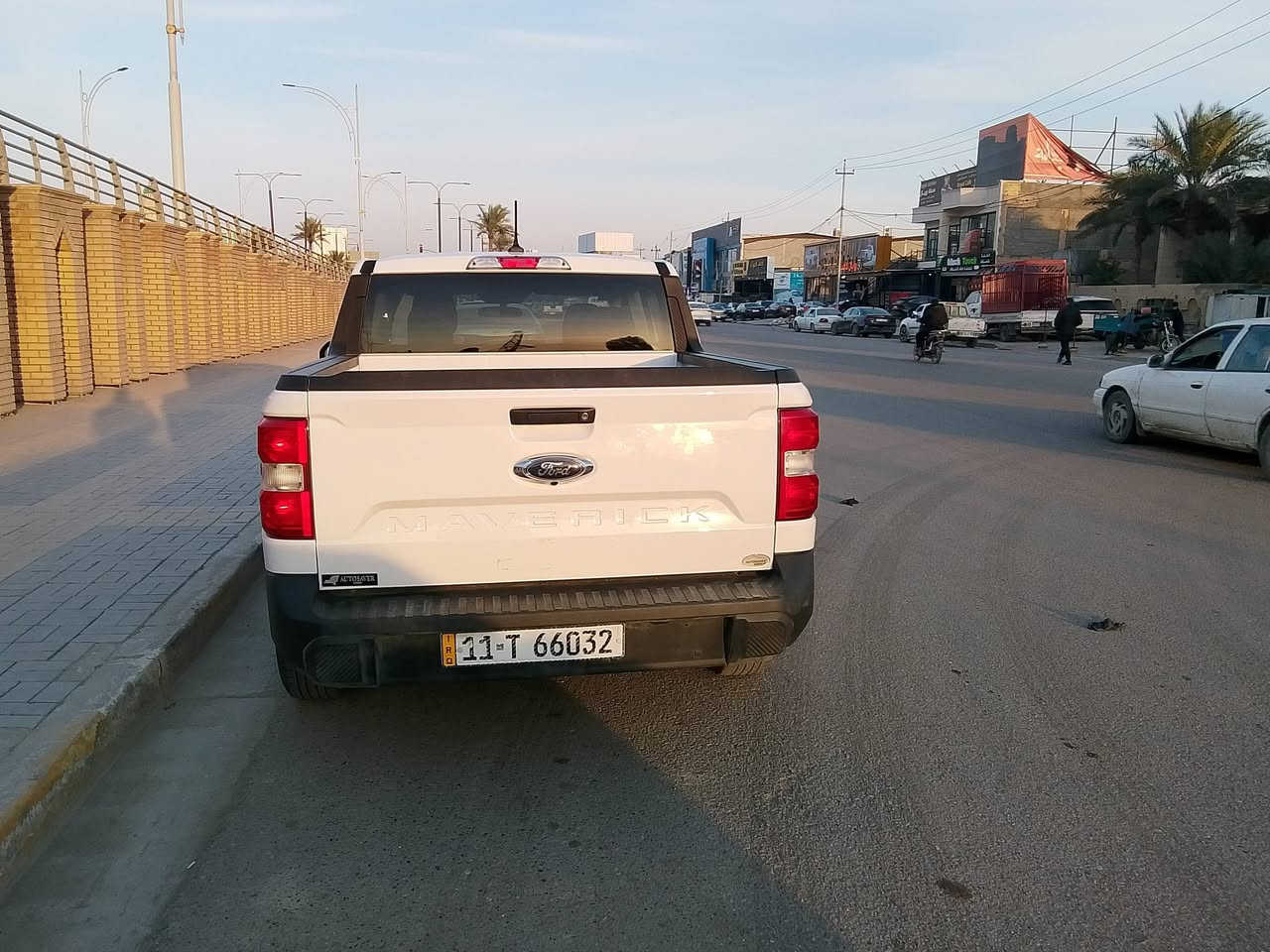 السلام عليكم
 فورد مافرك 23 محرك 2000 رقم بغداد
مكفوله عده هذا البارد بالبنيد لون ابيض السياره حلوه كلش 
المكان بغداد السعر المطلوب 175وبيه مجال قليل
 ***********
