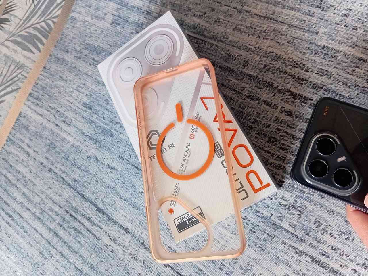 السلام عليكم #لبيع 👈TECNO POVA 7 Ultra 5G
الهاتف غني عن التعريف بمواصفات عملاقه وشحن 70W ويدعم
الشحن السريع ولاسلكي ومخصص لالعاب والبرامج القويه 
بوبجي 120 فريم
استخدام قليل 
مع كافه ملحقاته 
هاتف جديد 
*********** اتصال + واتساب
