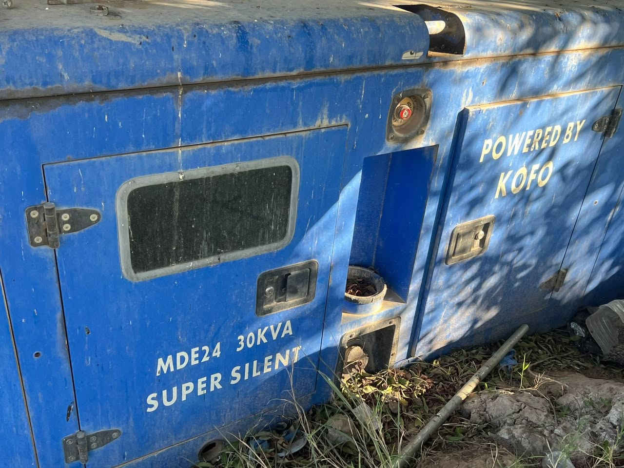 بيركنز صيني 
جاهز 30 كيفي نضيف جدا شغل عنوان وسط الحفريه 
***********
