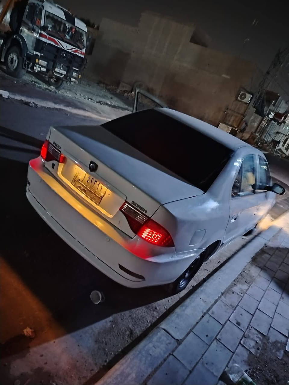 سلام عليكم للبيع سمند سورن
مواصفات تبريد قطعتين 
كشنات كهربائية الاماميات 
مكينه توني شديته  
حداديه وره وكدام جديد 
سياره مال جناي ماناقصه برغي 
بس العوز يفشل مكان سياره كربلاء الامن داخلي 
رقمي ‏‪***********‬‏ سعر 37وبيه مجال.
