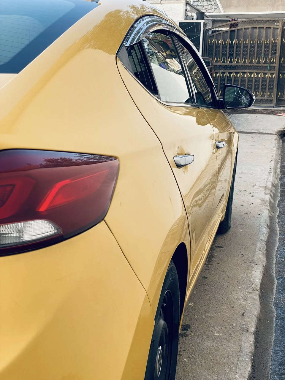 النترا 2017 فول موصفات + منظومة غاز
بسمي مكاني بغداد الحادث بامريكا فقط مرفق بالمنشور 
 صدره السياره جديد ومابيها اي نقص وخير من الله 
موصفاتها كشن كهربائي + هيترات بكل الكشنات الجلد 
شاشة كبيرة + شاشة عطلات ورادارت سرعة وبيها موصفات كلش هواي 
السعر 122 وبيها مجال قليل 
للاتصال ***********
