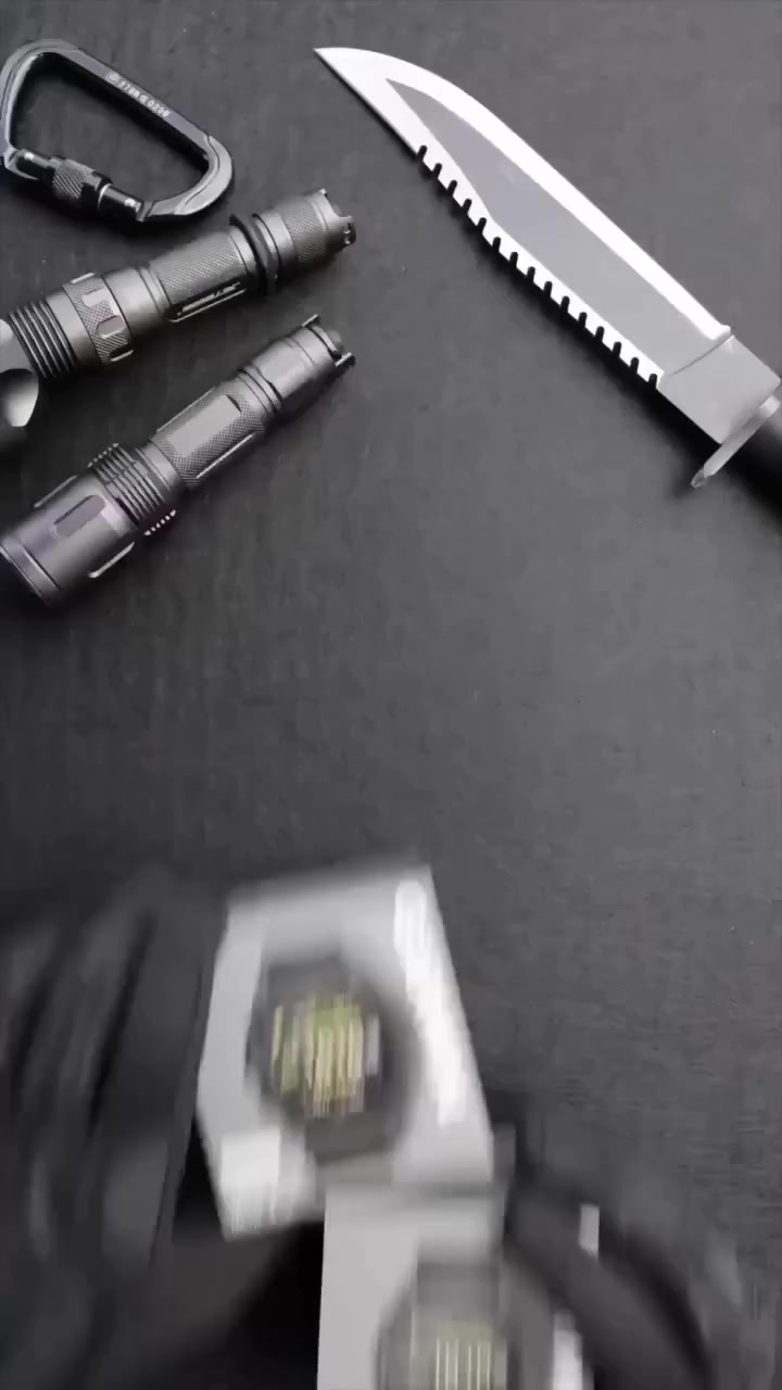 ⌚ القوة والدقة في ساعة واحدة…

ساعة Garmin tactix 7 Pro Ballistics Edition ليست مجرد ساعة، بل أداة احترافية صُممت للمغامرين وأصحاب المهام الصعبة. تجمع بين التكنولوجيا العسكرية المتقدمة والتصميم الفاخر لتمنحك أداءً استثنائياً في كل الظروف.

رقم القطعه (93)
متوفر حجم 47 / 51

رابط المواصفات 

https://www.garmin.com/en-US/p/802901/

أبرز المميزات:
✔ نظام Applied Ballistics للحسابات الباليستية الدقيقة
✔ طاقة شمسية (Solar Powered) لإطالة عمر البطارية
✔ نظام GPS متعدد الأقمار الصناعية لتحديد الموقع بدقة عالية
✔ شاشة قوية مقاومة للخدش مع تصميم تكتيكي احترافي
✔ وضع الرؤية الليلية وStealth Mode للمهام الخاصة
✔ مقاومة عالية للماء والظروف القاسية
✔ سوار Nylon تكتيكي مريح ومتين

⚡ ساعة تجمع بين القوة العسكرية والتكنولوجيا الذكية لتكون رفيقك المثالي في المغامرات والمهام الصعبة.

📞 للحجز والاستفسار:
***********

#ساعات #ساعات_اصلية #العراق #بغداد #ساعة_رجالية #ساعات_فخمة #ساعات_رياضية #Garmin #تكتيكس #متجر_ساعات #ساعات_بغداد #عشاق_الساعات #AB_Watches #ساعة_ذكية #تسوق_العراق ⌚
