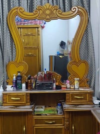 ميز مرايا • تاج جرباية