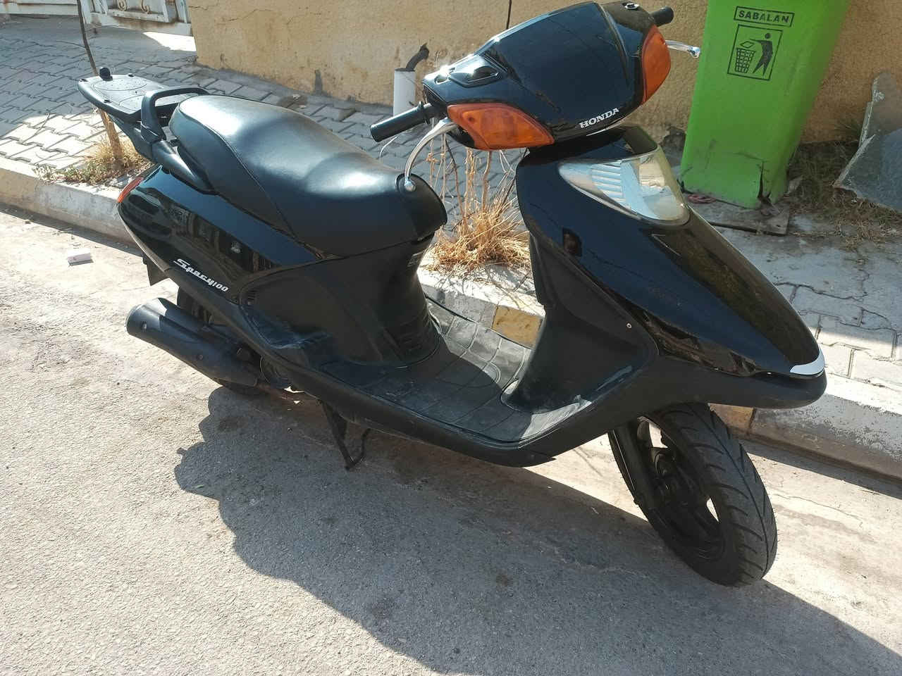 سلام عليكم سبيسي ياباني كفرات أصلي مفتوحه مرا وحده سعره600 وبي مجال قليل ستفسار ع رقم ***********
