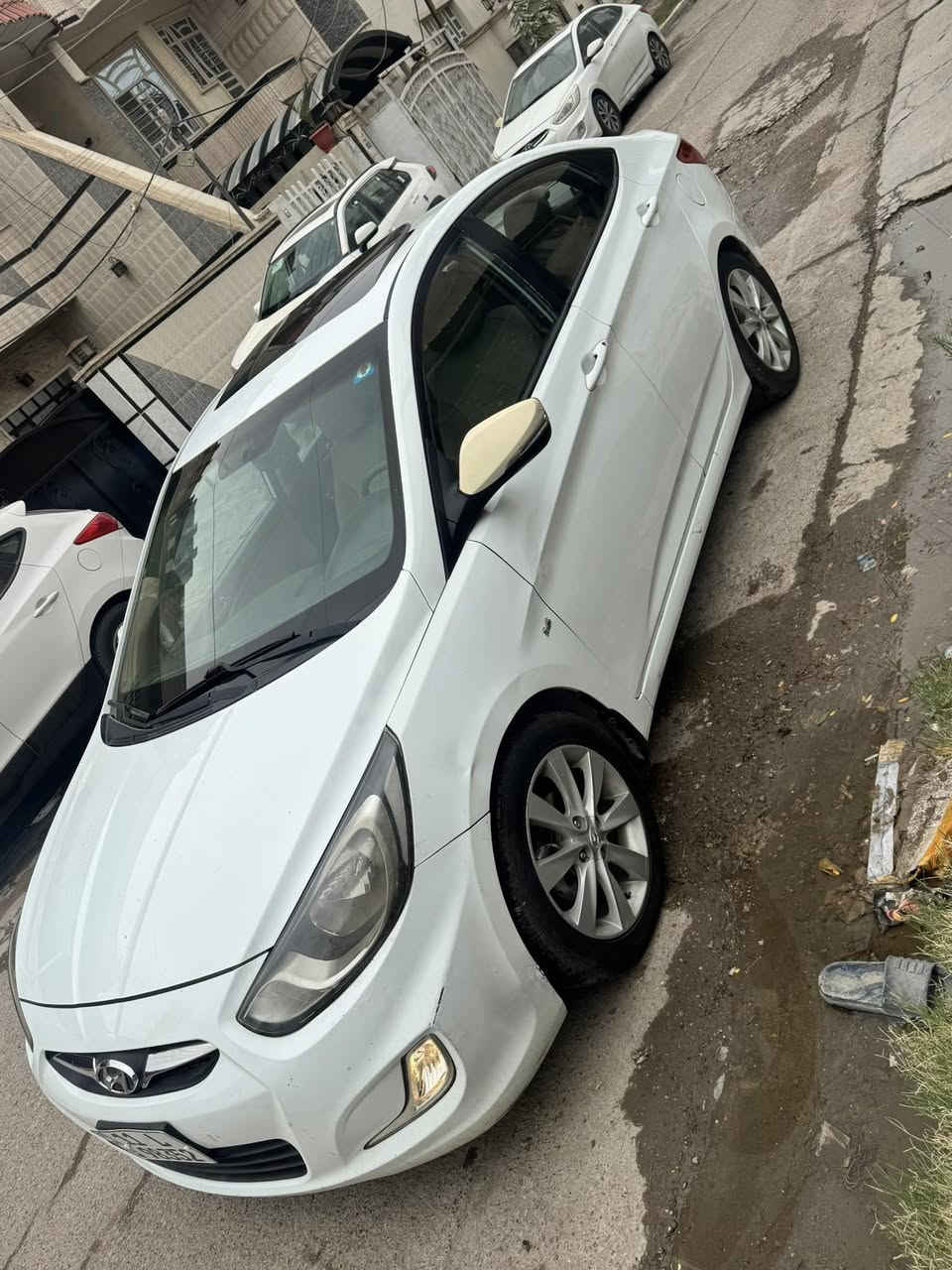 السلام عليكم
اكسنت خليجي موديل 2011
مكينة 1600 
ماشية 150 الف
فول مواصفات . فتحة سقف 
نظام ABS
شاشة + كامرة خلفية دوارة
ويل كب 
بلوتوث 
تحكمات ستيرن
حساسات خلفية
صور السونار مرفقة بالمنشور
بإسمي رقم بغداد الجديد 
السعر 95 وبي مجال بسيط
مكانها .. بغداد // اليرموك
رقمي .. ***********
Dr. Mohammed
غير متواجد على الفيسبوك
