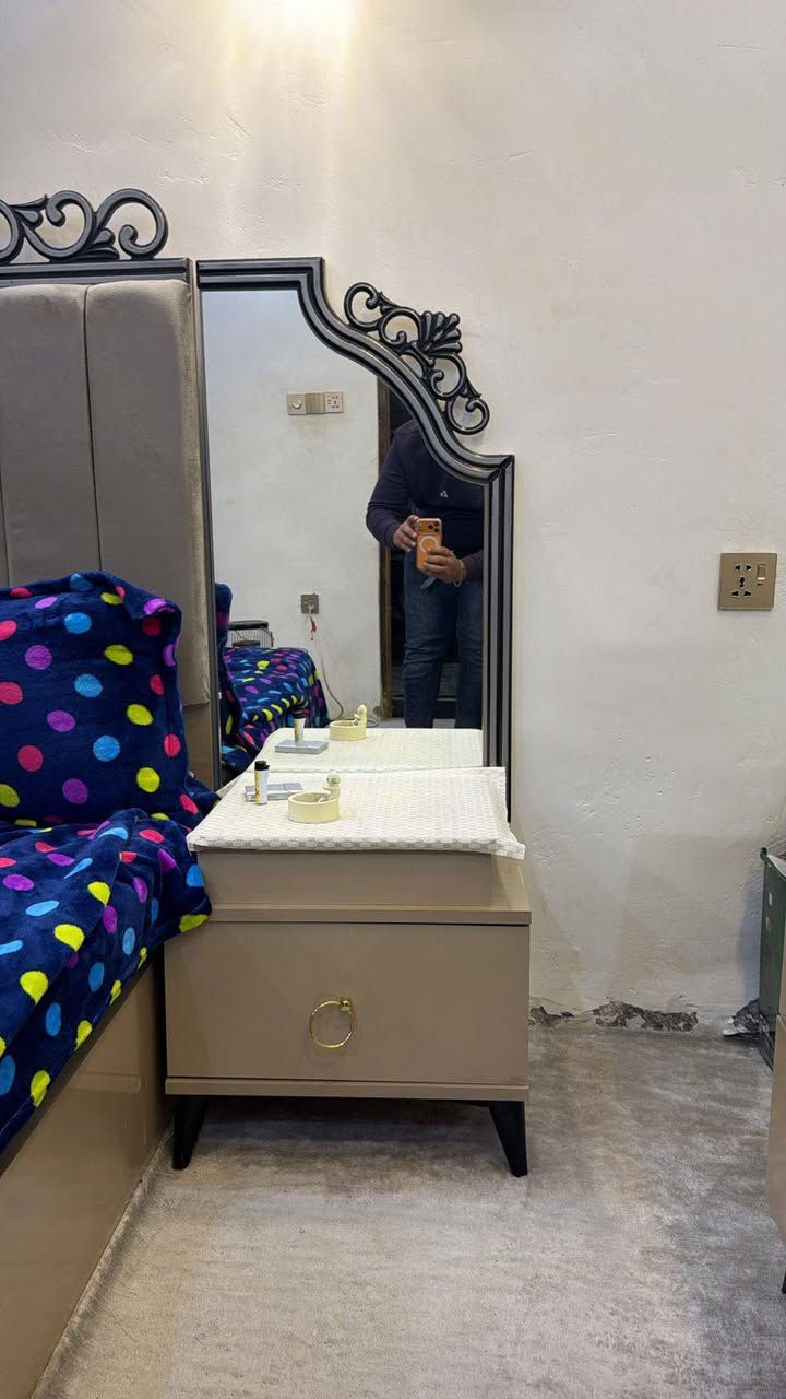 غرفه 🇹🇷 للبيع مكان الحريه رقم *********** تفاصيل على رقم وبي وتساب
