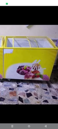 ثلاجة • نضيف • شبه جديد