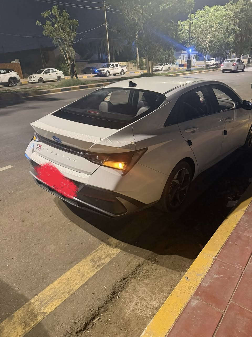 النترا موديل 25 وارد صيني
تبريد قطعتين 
حادثها فقط جاملغ 
الدعاميه مصبوغه نص 
سعرها 132 وبي مجال قليل
***********
