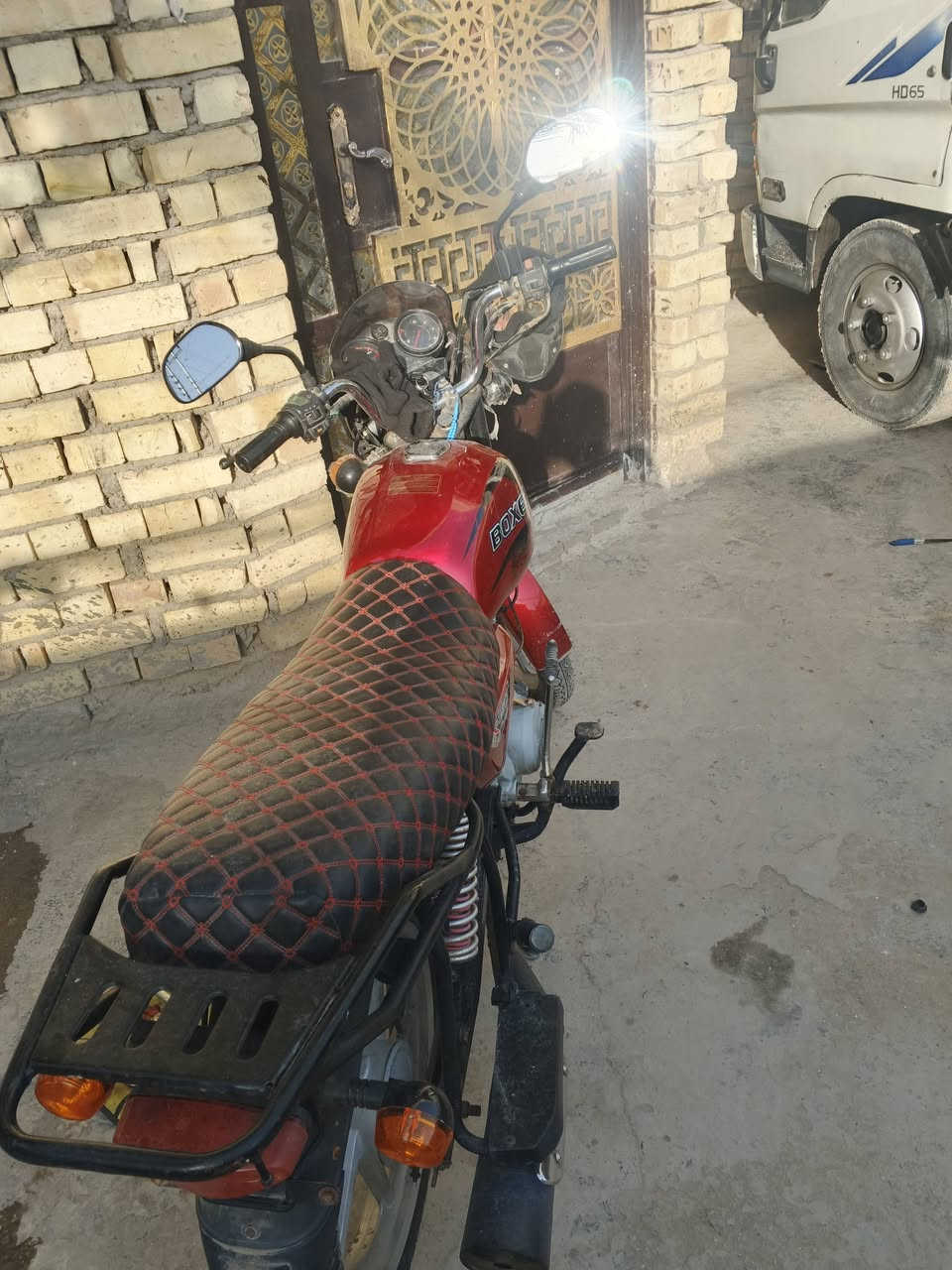 السلام عليكم للبيع دراجه جاهزه اخت الجديده كبل للشغل اوراق بيه كهربائيات كل شغاله السعر750بيه مجال مكان بغداد ***********
