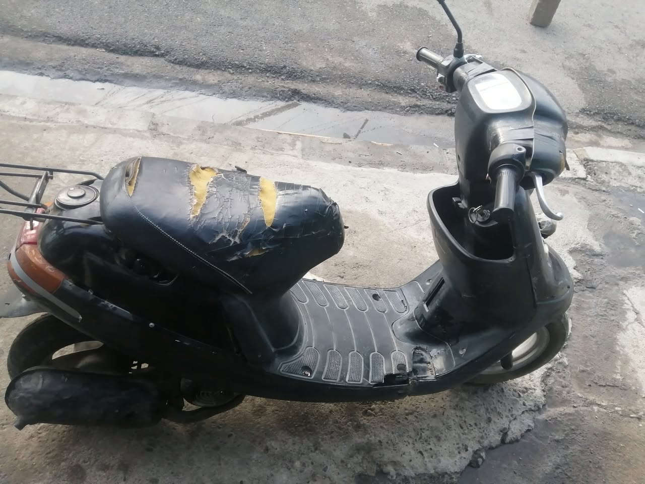 للبيع ماطور بوتين هندرواحديشتغل شاصي شرط مكينه شرط لا صوت ولا ونه تايرات جديده تحريك و معدل فول سعرو (225) شاري يخبرني (***********) (***********) موصل حي النور
