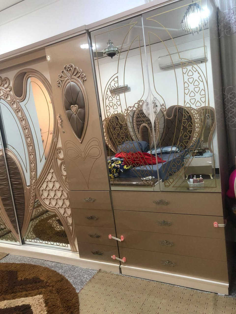 للبيع غرفه تركيا نضيفه مابيها اي ضرر مكانها فلوجه 
مليون 400جديده مستخدم قليل


**إذا كنت صاحب هذا الإعلان وتريد حذفه لأي سبب، رجاءا أرسل رسالة إلى الدعم الفني**