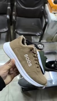 ملابس • للبيع