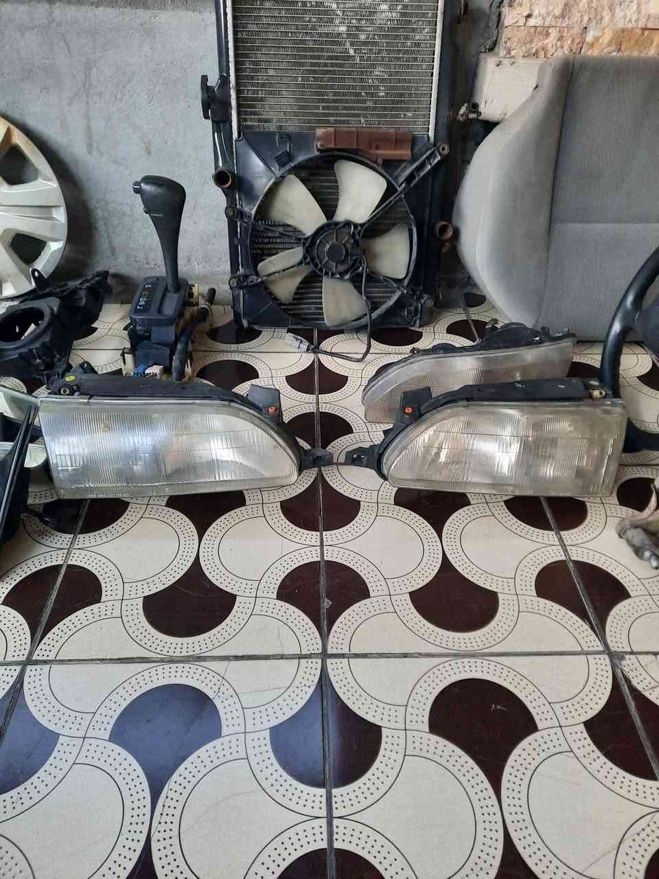 غراض كورلا من ٩٣ إلى ٩٧ حاوية *********** ***********
