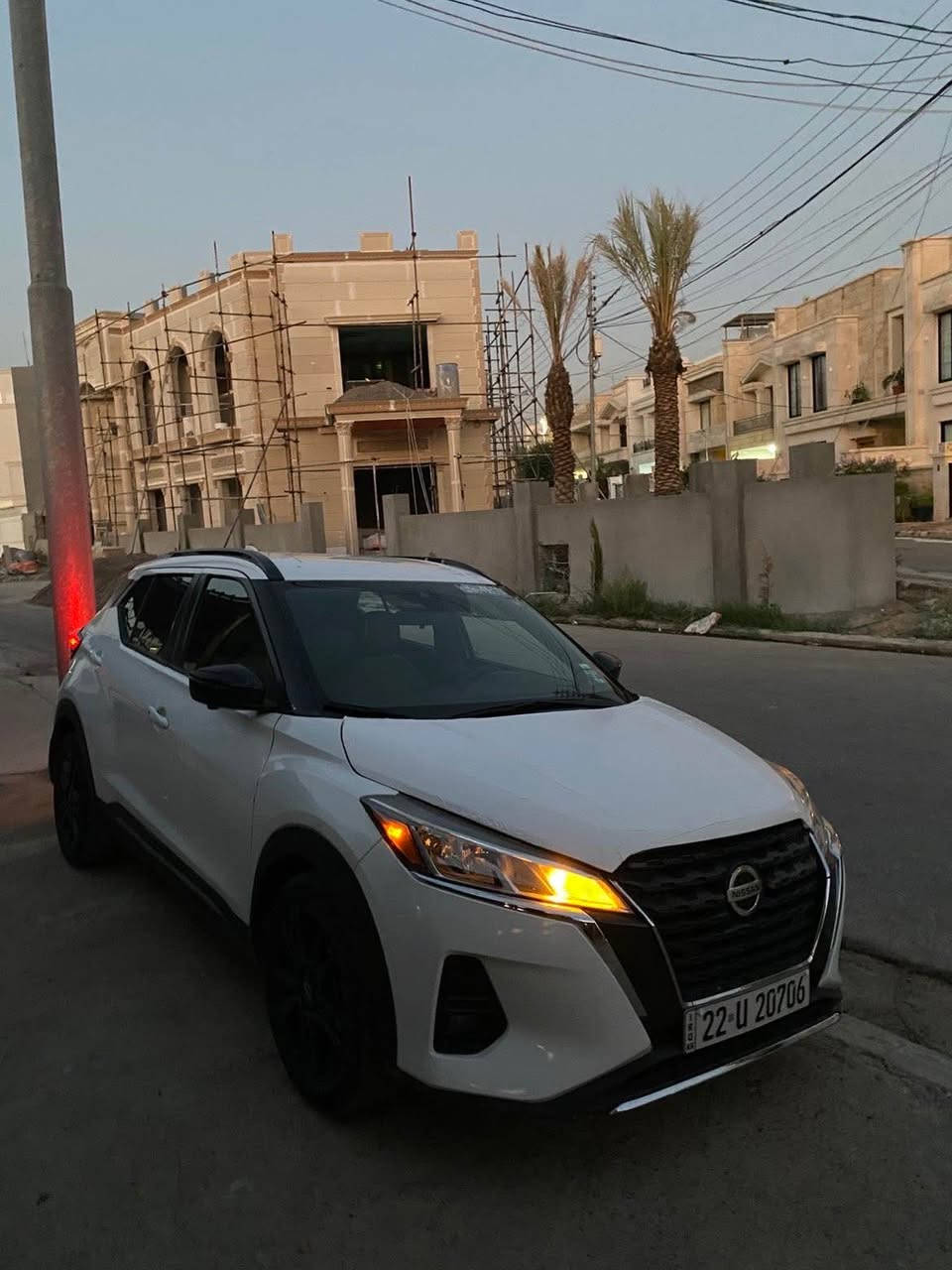 nissan kicks 2023 SR                                          سةيارةكة فول مواسةفاتة بةسمة شةغال حةساس رادار كاميرة كوشين جلد كوشين سارد و گةرم سةماعة بؤس زور مواسةفاتي تر سةيارةكة ٥ پارچةي سبوغة جةمپةجي  خةفيفي پيشي هةية ارباك شان و سوكان  سيستةمة گير و مةجينةو هةموو شتي بةشةرتة شوين هةولير *********** أربيل, العراق

