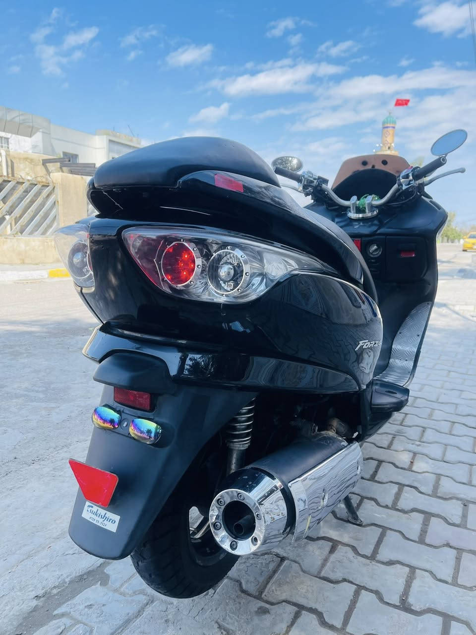 سلام عليكم فورزه 08 كرستال عميه مكينه رنبه  كهرباء كلهه شغاله و تخم نيكل و ستيرن رياضي مري عكرب لايتات زنون سعرهه 900مكاني بغداد الحسينية ***********
