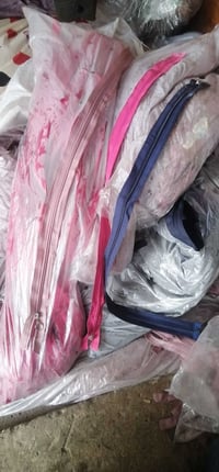 سحابات ٨٠سم • بكيس ١٠٠ قطعة • موصل