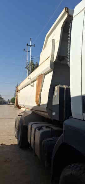 بدي للبيع طوله ٥.٧٥ بدون جك يرادله كاعيه سعر ٢٣ورقه غير متواجد ع النت اتصال ***********
