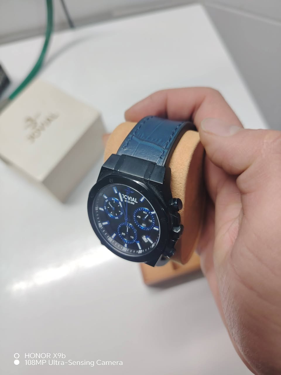 Jovial
ساعة جوفيال سويسري كرونوغراف ثلاث تعقيدات بلون مميز وسير ربر مريح جديدة بالكامل
للمهتمين السعر خاص لطفاً


**إذا كنت صاحب هذا الإعلان وتريد حذفه لأي سبب، رجاءا أرسل رسالة إلى الدعم الفني**