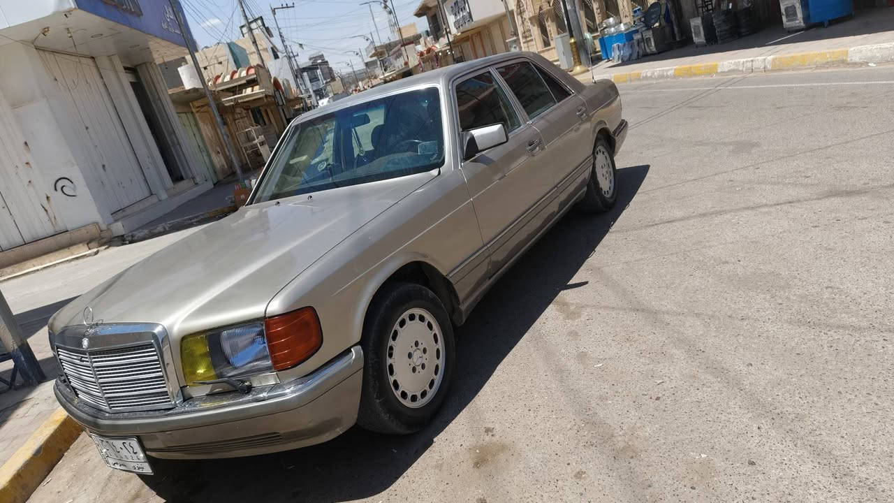 السلام عليكم للبيع مارسدس رئاسي باب قصير موديل 87رقم نينوى
محرك وكير بطه  3000
تبريد ثلج تخم تاير حداديه جدد
السعر 58 رقم الهاتف    *********** مكان السيارة الشرقاط

