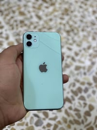 آيفون ١١ • ٦٤ • فيس إيدي معطل