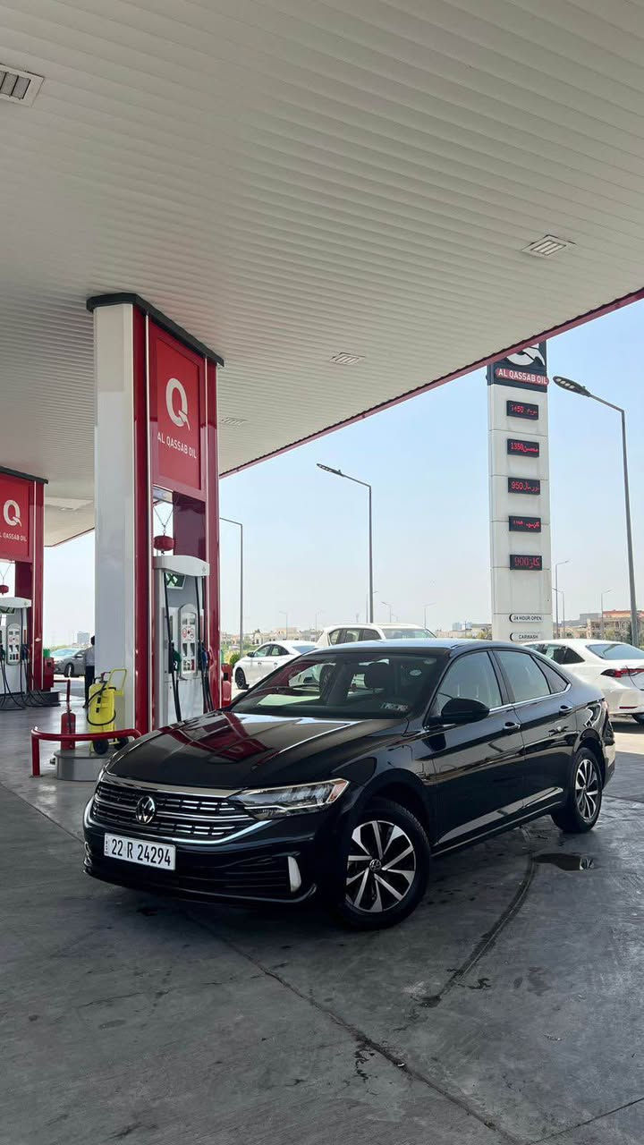 ڤۆکس واگن جیتا jetta vw  مۆدیل 2023 مواسەفات S
رەنگی رەش تەنها نیو بۆنت سبوغ بێ ژۆری بێ ئیرباگ بە شەرتی فەحس، مەکینەو گێڕ هەموو گیـانی بەشەرت، زۆر پاک و خاوێنە،نرخی گونجاوە حیسابی کلین بکە، أربيل, العراق


**إذا كنت صاحب هذا الإعلان وتريد حذفه لأي سبب، رجاءا أرسل رسالة إلى الدعم الفني**