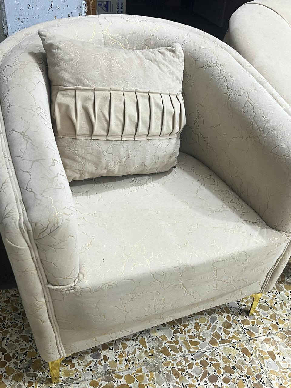 تخم للبيع كلش نضيف وجديد وثقيل ٧ مقاعد سعره ٤٠٠ وبي مجال كربلاء المعملجي


**إذا كنت صاحب هذا الإعلان وتريد حذفه لأي سبب، رجاءا أرسل رسالة إلى الدعم الفني**