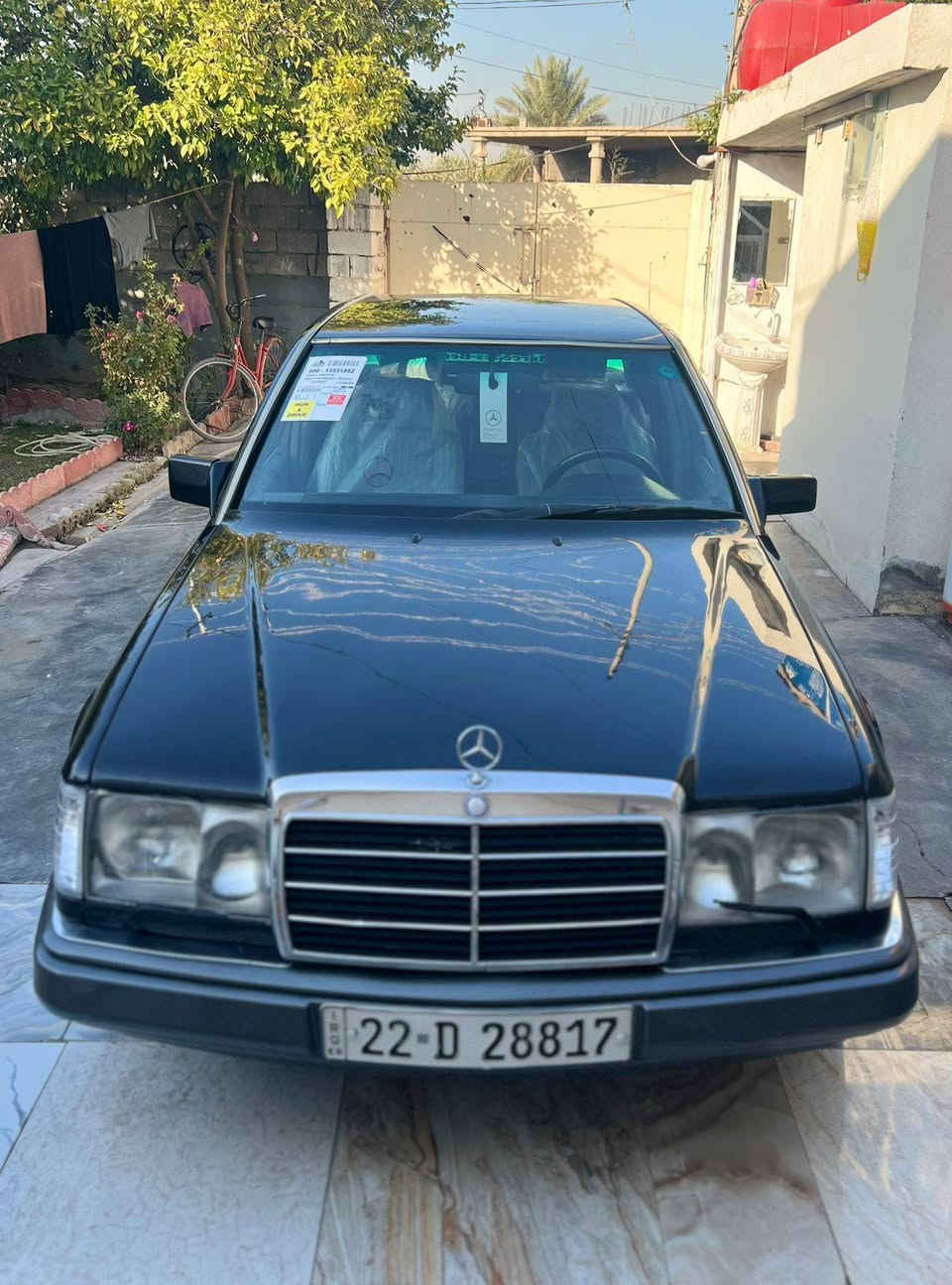 مارسيدس دب جاهزة من كلشي
موديل 1993
لون اسود 
تبريد + تدفئ  شغال
صدر امامي خلفي جديد 
تخم تاير جديد 
غرفه مخمل لون رصاصي 
ويل تفاحه 
كاميرا خلفيه 
قواعد الدبل عالبلاد   السعر 75
بدون خياس او ضربة 
رقم اربيل دولي 
مكينة وكير VVT   
العنوان  \ ديالى المقداديه ***********
