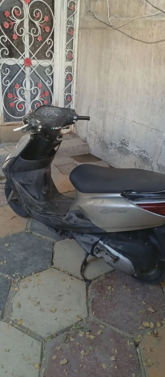 سلام عليكم دراجه بريز نظيفه للبيع مكاني بغداد رقم تليفون ***********
