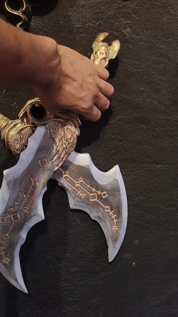سيوف كريتوس (Blades of Chaos) 
مصنوعات من مادة الرزن ثقيلات 
السعر ٣٥ ألف


**إذا كنت صاحب هذا الإعلان وتريد حذفه لأي سبب، رجاءا أرسل رسالة إلى الدعم الفني**