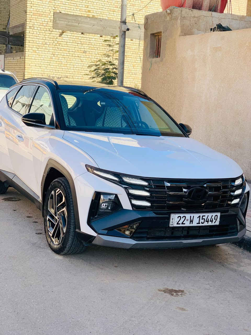 سلام عليكم توكسان للبيع موديل 2025 تو كلر خليجي جديد بحالة الوكالة رقم اربيل بأسمي مكفولة من كلشي ماشي 7 الاف فقط للأتصال *********** غير متواجد على الفيس السعر 240
