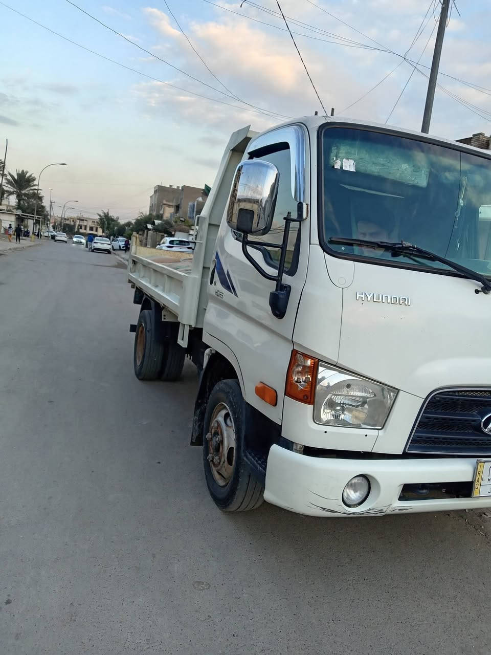 هونداي قلاب ٢٠١٥ سياره جاهزه للعمل للاستفسار ***********
