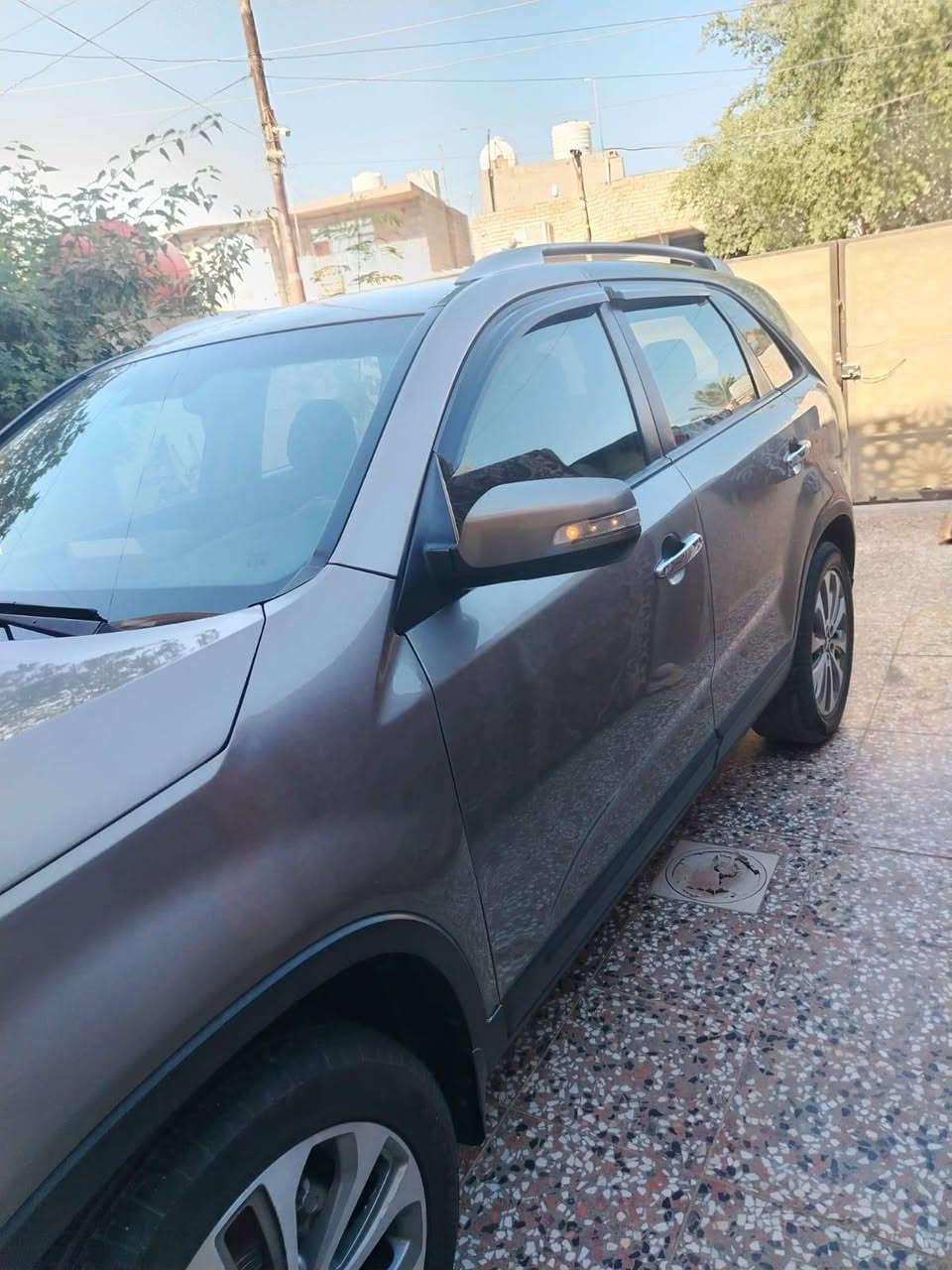 السلام عليكم

سيارة سورنتو 2011 وارد امريكي لون فيلي ضررها مبدل بنيد ودعامية ضررها بسيط منشور بالسونار الكير والمحرك خير من الله تبريد قطعتين السيارة 5 راكب السعر 118 وبيها مجال بسيط رقمها بغداد والمكان بغداد

الاستفسار على هذا الرقم 
‏‪0772 708 4921‬‏
