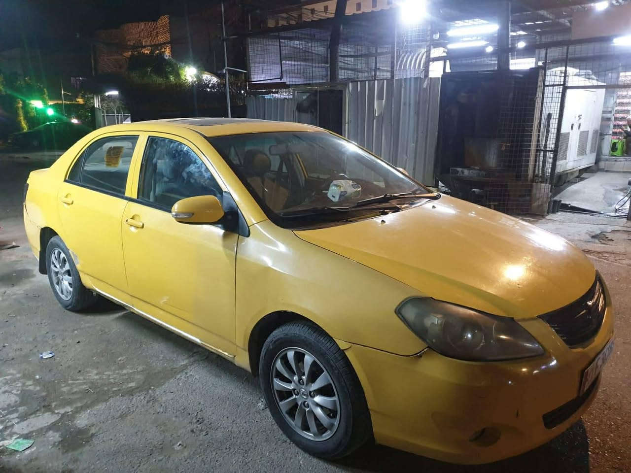 السلام عليكم بي واي دي جي 3   2016 للبيع بيها جاملغ يمنه و ليورة بارد شويه بسمي السيار رقم الجديد هزة جديدة تخم تاير جديد السيارة خير من الله يرادلها شويه ترتيب مكاني بغداد الكرخ السعر 48 وبيها مجال
 الاستفسار أكثر *********** بي واتساب
