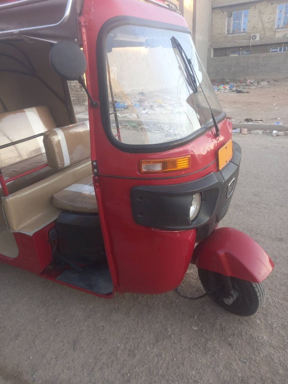 ١٨ شهر ١٢رقم وسنويه انكليزي
مكينه مال ٢٠ مكفوله تنقيص تبخير كهربايات شغاله 
تخم تاير جبلي مكان مدينة الصدر 
***********
