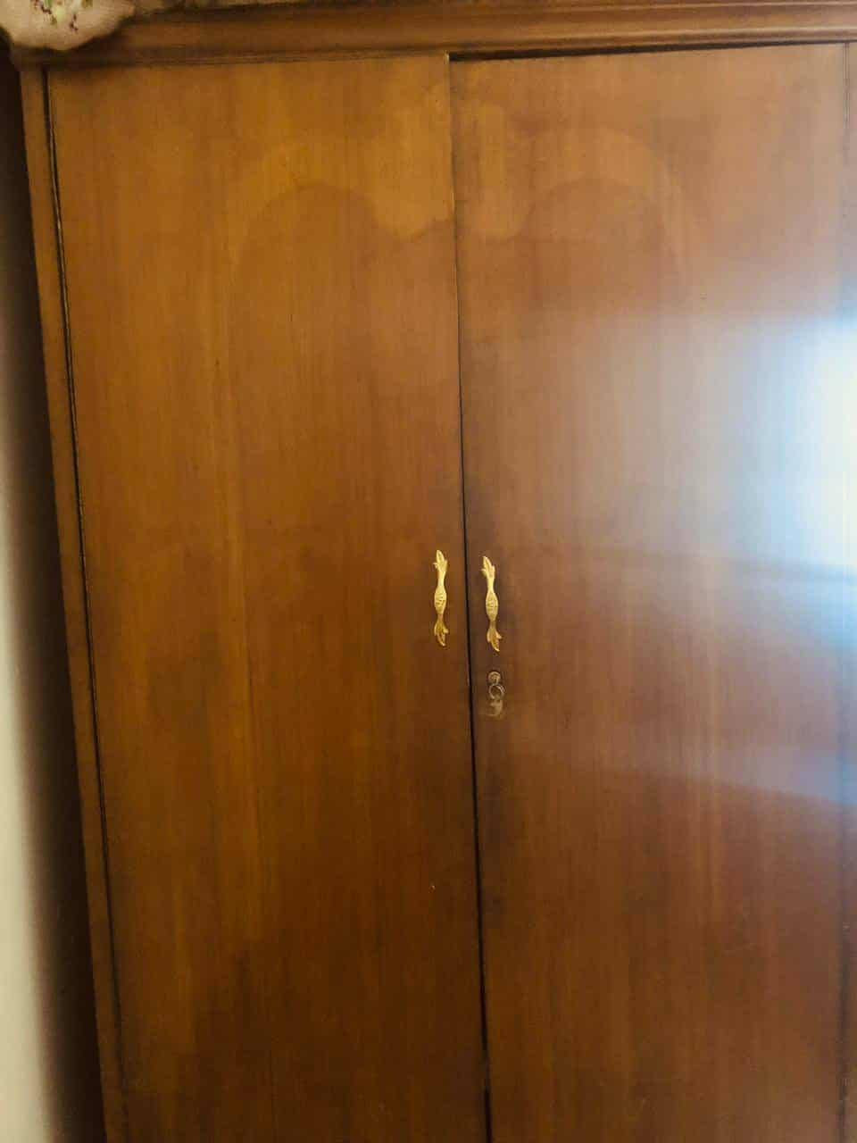 السلام عليكم 
كتور لبيع نضيف كلشي مابي وجربايه ام طابقين تنفصل وحده عن الثانيه نضيفه سعرهن خاص مكاني بغداد الزعفرانية الرقم ***********
