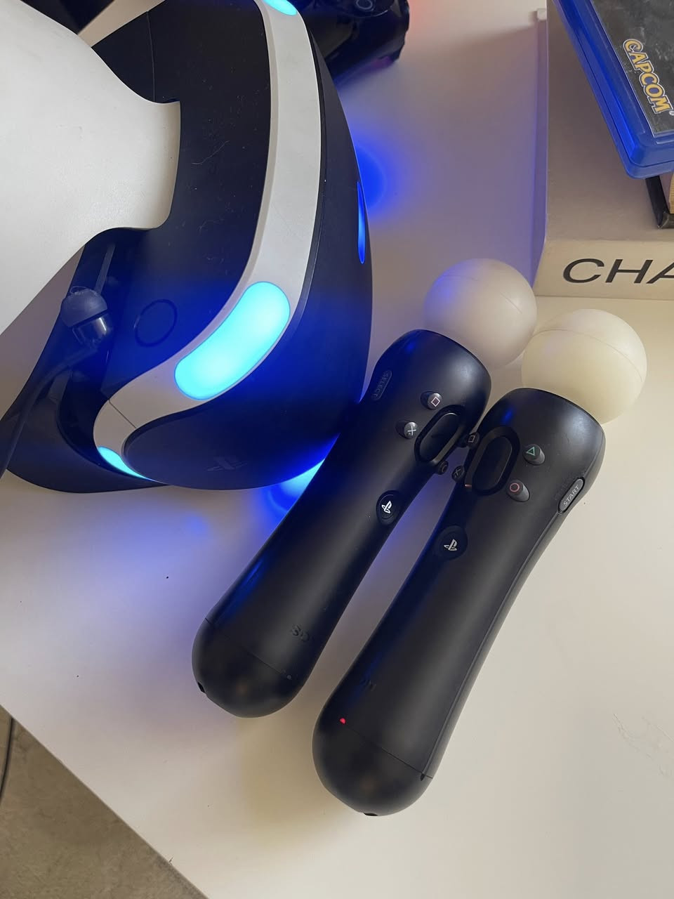 بلي ستيشن 4 مع كاميرا وVR وجويستكات يدات عدد ٣ و٢ موڤ VR  للبيع كلها كامله ب٤٠٠ الف مكاني بغداد شقق حي السلام قريب كراج البياع 
تصوير فديو بالتعليقات


**إذا كنت صاحب هذا الإعلان وتريد حذفه لأي سبب، رجاءا أرسل رسالة إلى الدعم الفني**