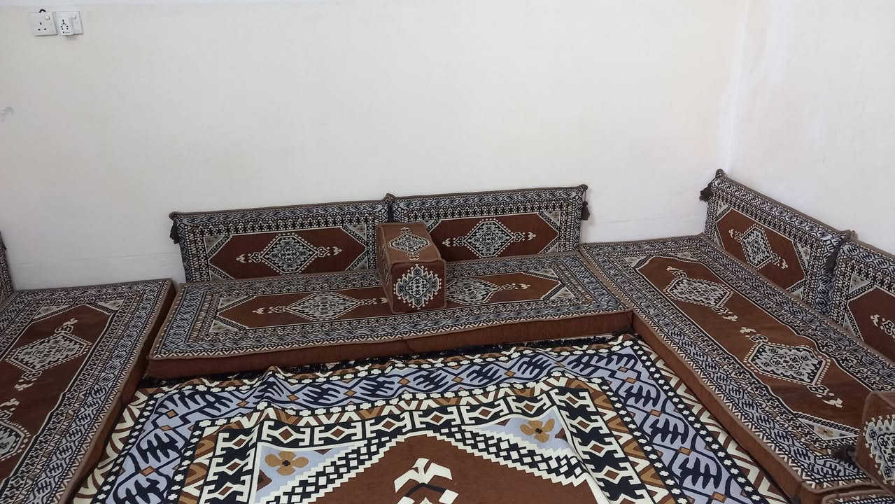 السلام عليكم اخواني عندي هذا الطقم ديوان عرب مع الزولية نظافة ٩٠% اللي يحب يشتري يتصل مع الرقم ***********
***********
او عالخاص .
شكرا للجميع@
السلام عليكم اخواني عندي هذا الطقم ديوان عرب مع الزولية نظافة ٩٠% اللي يحب يشتري يتصل مع الرقم ***********
