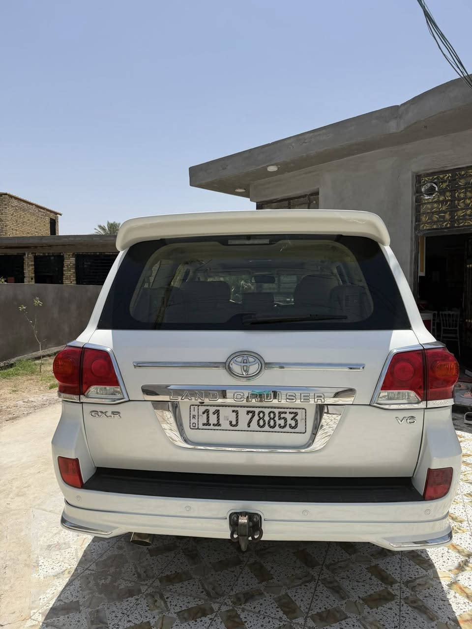 لاندكروز GXR موديل2013 بريميه 6V رقم بغداد دولي  دعاميات صبغ  باقي كفاله عامه من كلشي حداديه شرط نعومه فول تخم تاير جديد سياره جديده كلش داخل نضيف كلش عنوان بابل الهاتف ***********. 
المواصفات 
فور ويل 
فتحة سقف
ثلاجه 
تبريد 3 قطع 
تبريد مركزي خلفي 
8 ايرباك 
طفايه
لايت زنون 
زراك لايت
مري شفط 
اشاير بل مري
داخل جلد
كشن كهرباء 3دكم
تحكم بلايت
شاشه مال24
كشاف زنون
مانع انزلاق
نضام تغريز
كامرات خلفيه اماميه
حساسات خلفيه
حساسات اماميه جانبيه
وبعد بيه هواي مواصفات
المسافه المقطوعه 170
السياره بأسمي
