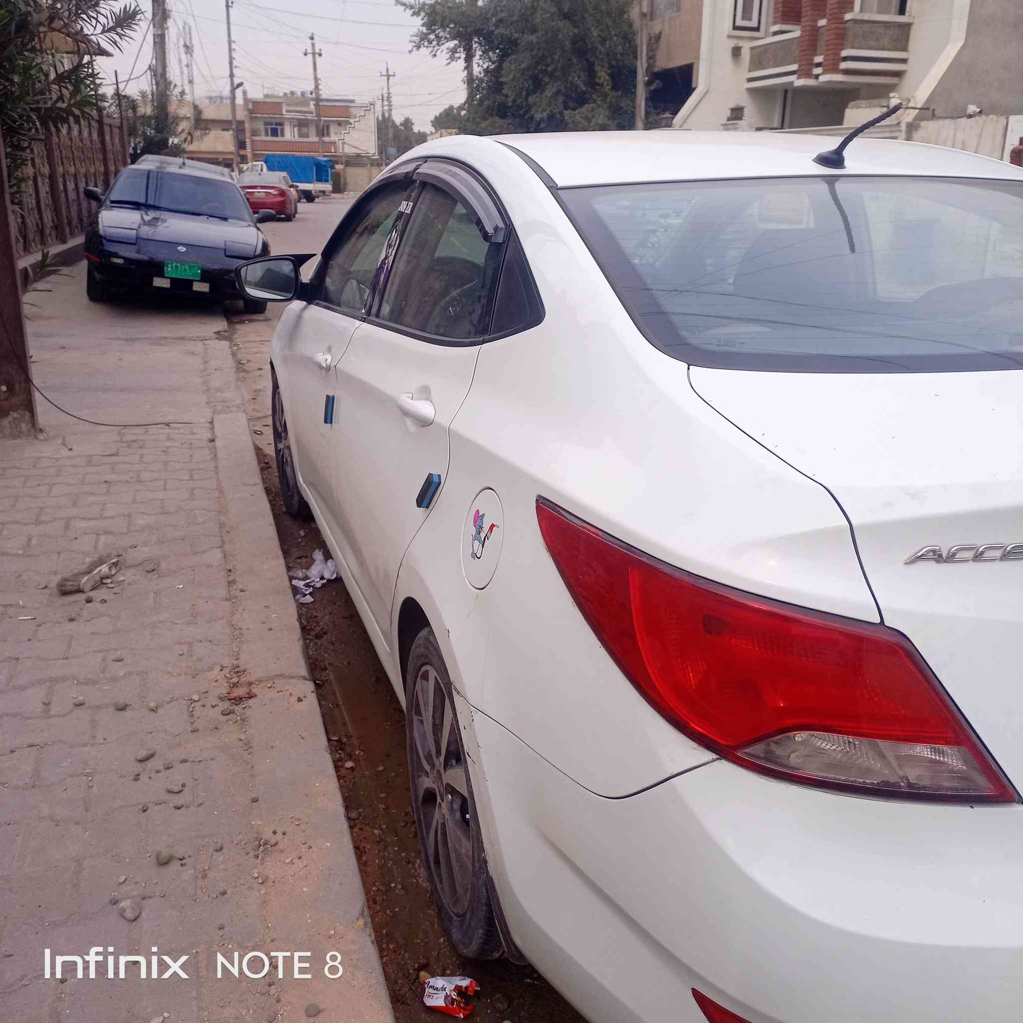 اكسنت 2017  خليجي سياره  سياره  نضيفه ومرتبه عله ايدي  كير ومكينه مكفولات. مخلي دبل كازكيت. انسه الحماوه تبريد وتدفى كله حلو اشاير مري  فتحت سقف. شاشه كامره  لايتات زنون اشاير زنون صدر امامي خلفي جديد من شركت موبز. تايرات تخم جديد  تايرات مخليهن عاليات علمود الطسه. السياره مثل ما موضح بالصور.  اهمشي تحويل ثاني يوم. بياع شراي مابيع. ابد 
السياره تفيد جناي. 
السياره باسمي  هزه جديده 
السعر 105 وبيه مجال حك جيه. 
تواصل وأتساب ***********
