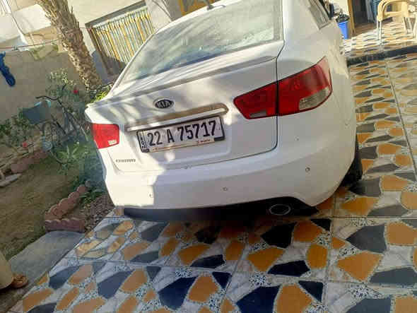 السلام عليكم   كيه سيراتو 2012 فول بس سقف ما بيها ١١٥ بيهه مجال ***********
