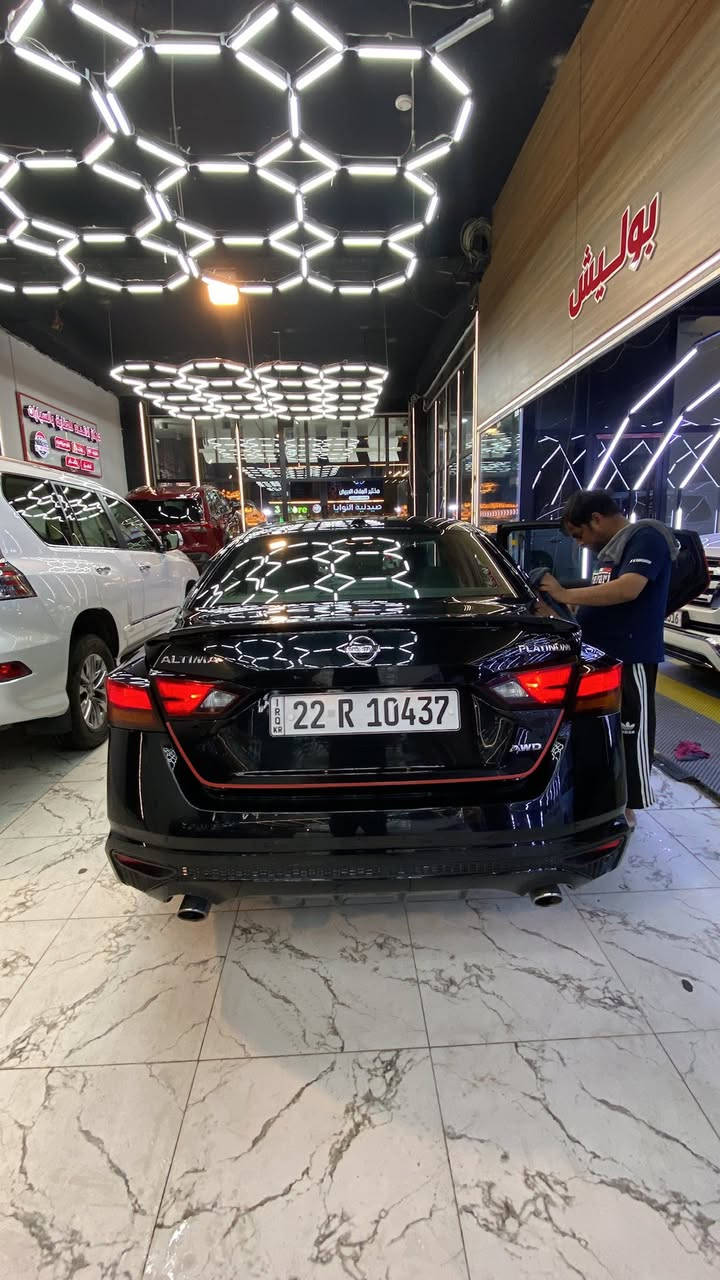نيسان بلاتينيوم موديل 2022 ماشيه 82000 الحادث بابتين من جه السايق 
السعر 16600$ وبي مجال بسيط


**إذا كنت صاحب هذا الإعلان وتريد حذفه لأي سبب، رجاءا أرسل رسالة إلى الدعم الفني**