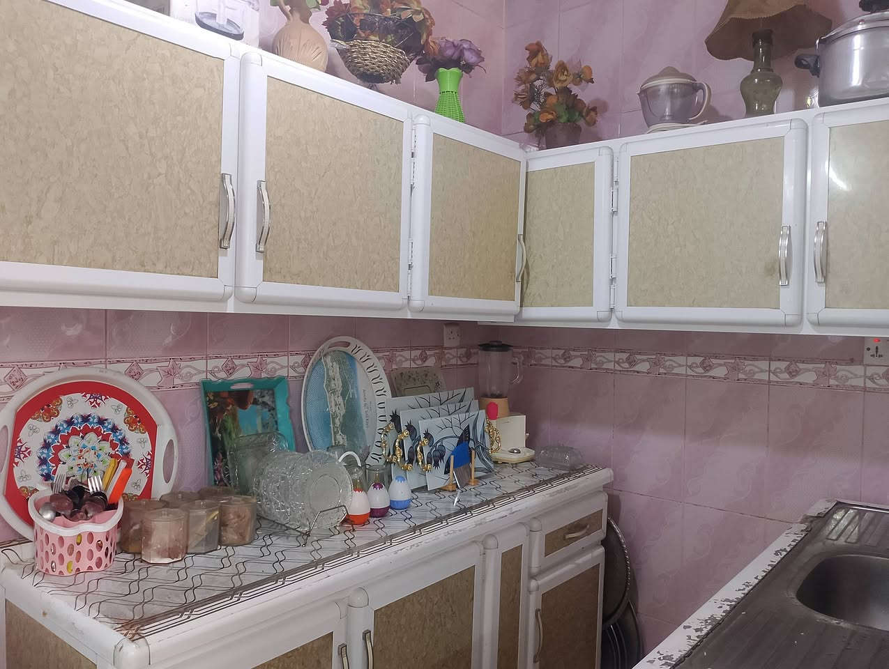 السلام عليكم عندي هذا الكاونتر للبيع سعرو 250الشراي يتصل عالرقم ***********
