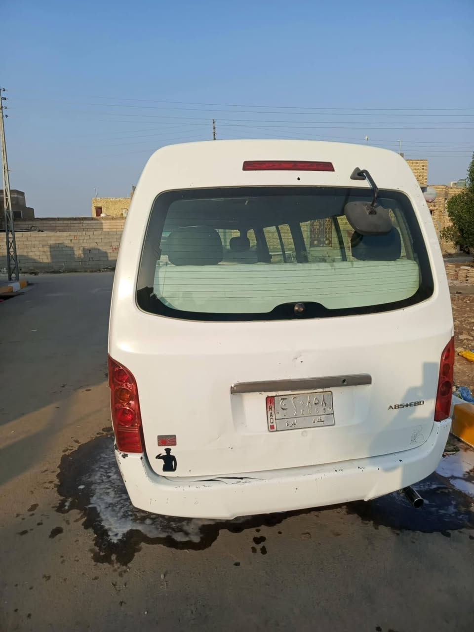 سلام عليكم جنبي موصليه موصليه
مكينه قبل سبوع شديتها دوشمه جديده سياره جاهزه 
سعر 43 وبيها مجال 
استفسار. ***********
